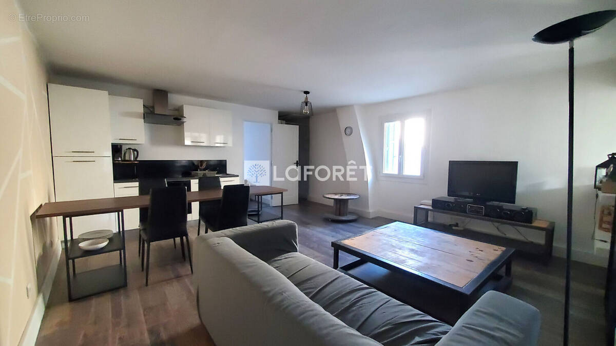 Appartement à SAINT-MAXIMIN-LA-SAINTE-BAUME