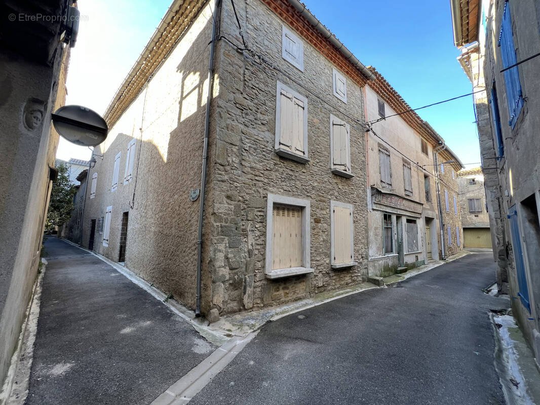 Maison à PEYRIAC-MINERVOIS