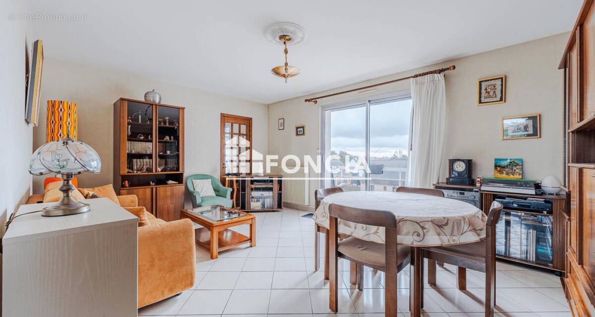 Appartement à CHAMBRAY-LES-TOURS