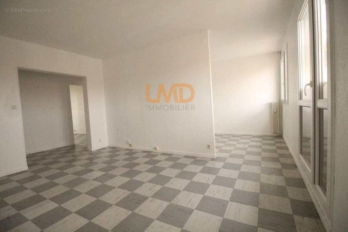 Appartement à NIMES