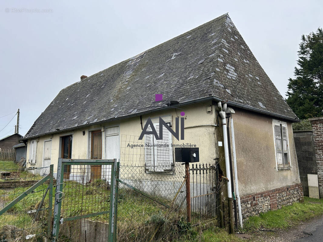 Maison à YERVILLE