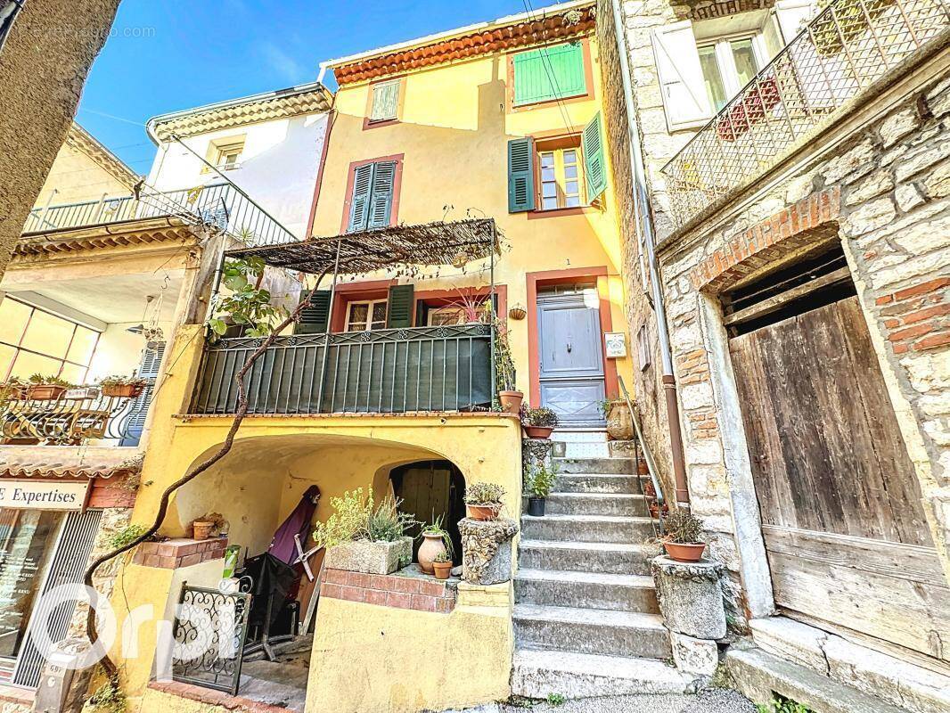 Maison à VILLENEUVE-LOUBET