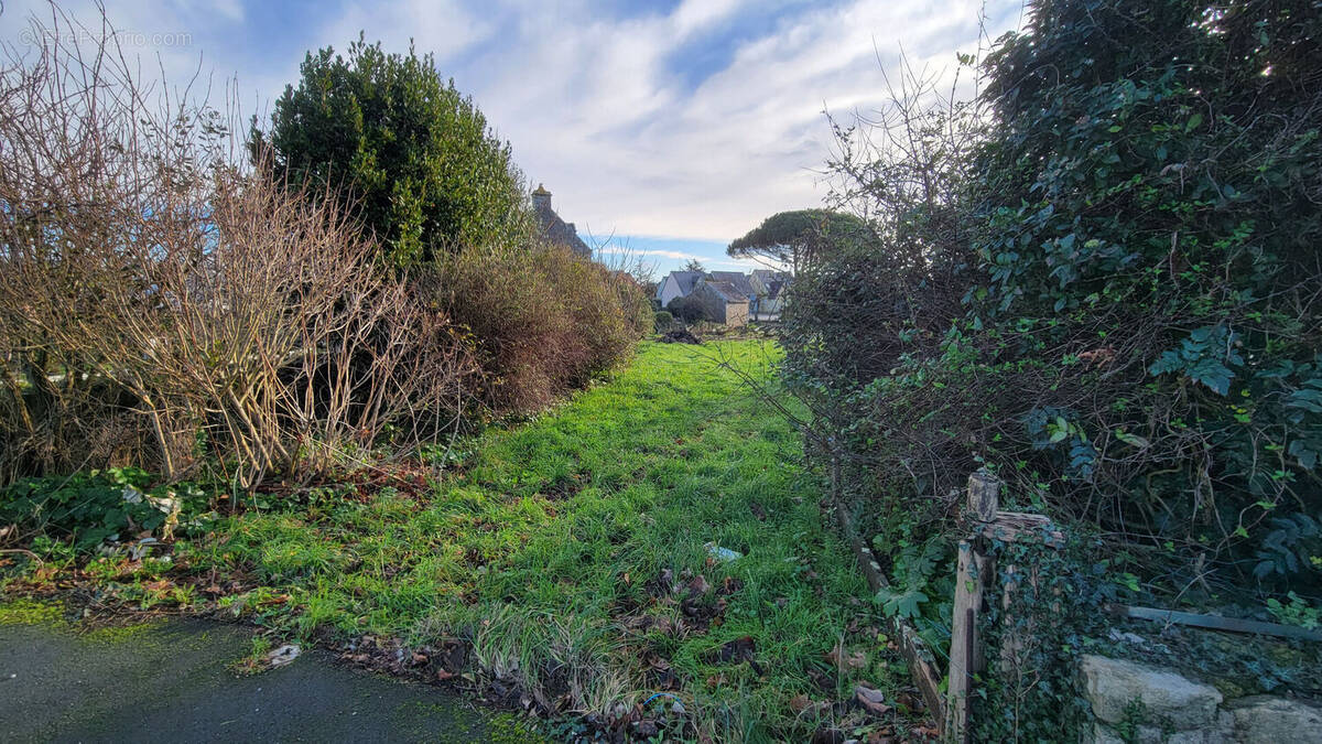 Terrain à PLOUHARNEL