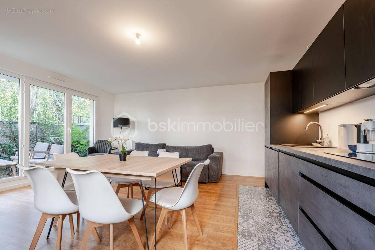 Appartement à VAIRES-SUR-MARNE