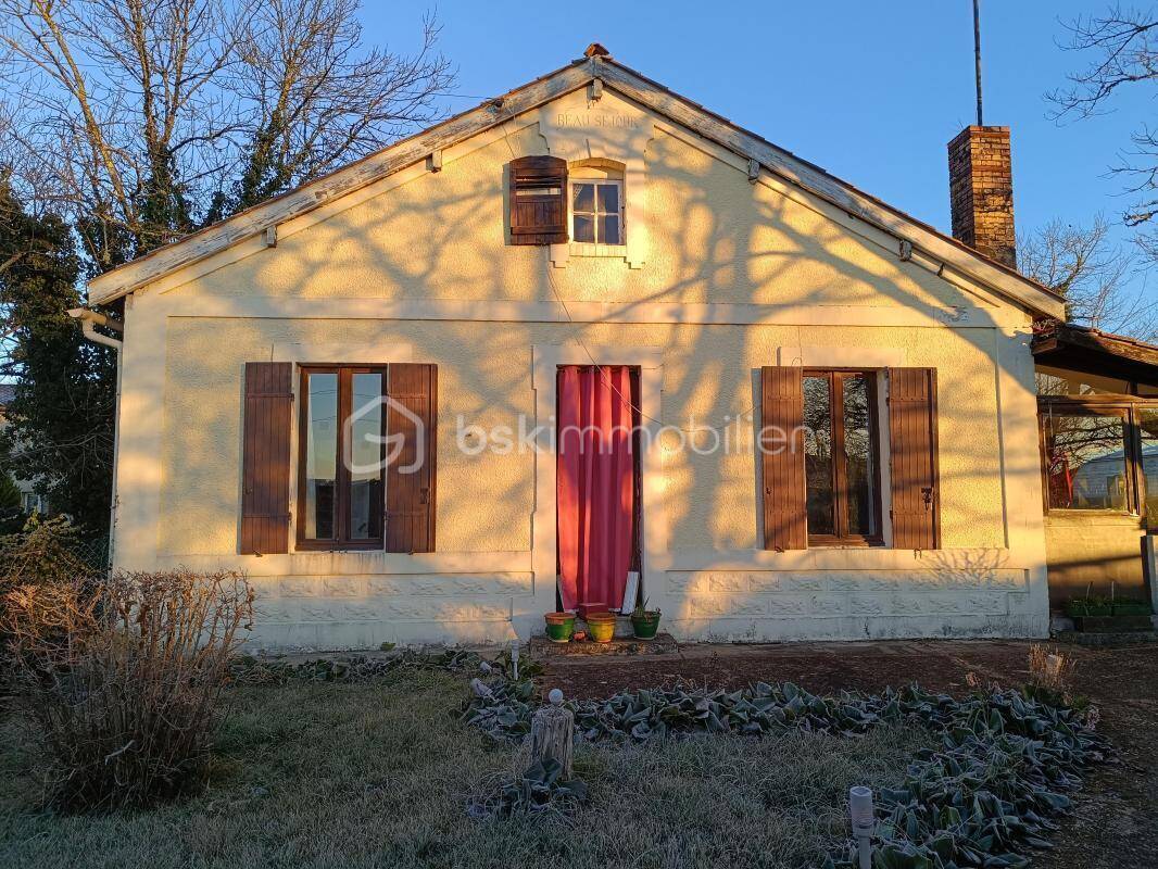 Maison à DONNEZAC