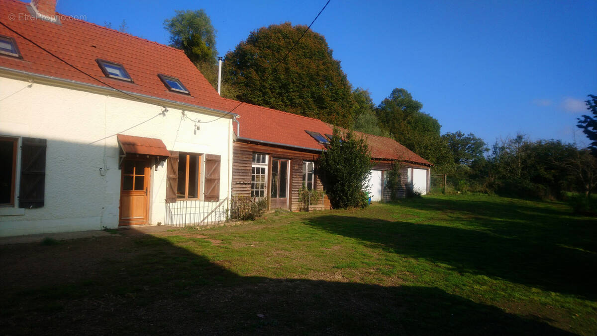 Maison à LA CELLE-SUR-NIEVRE