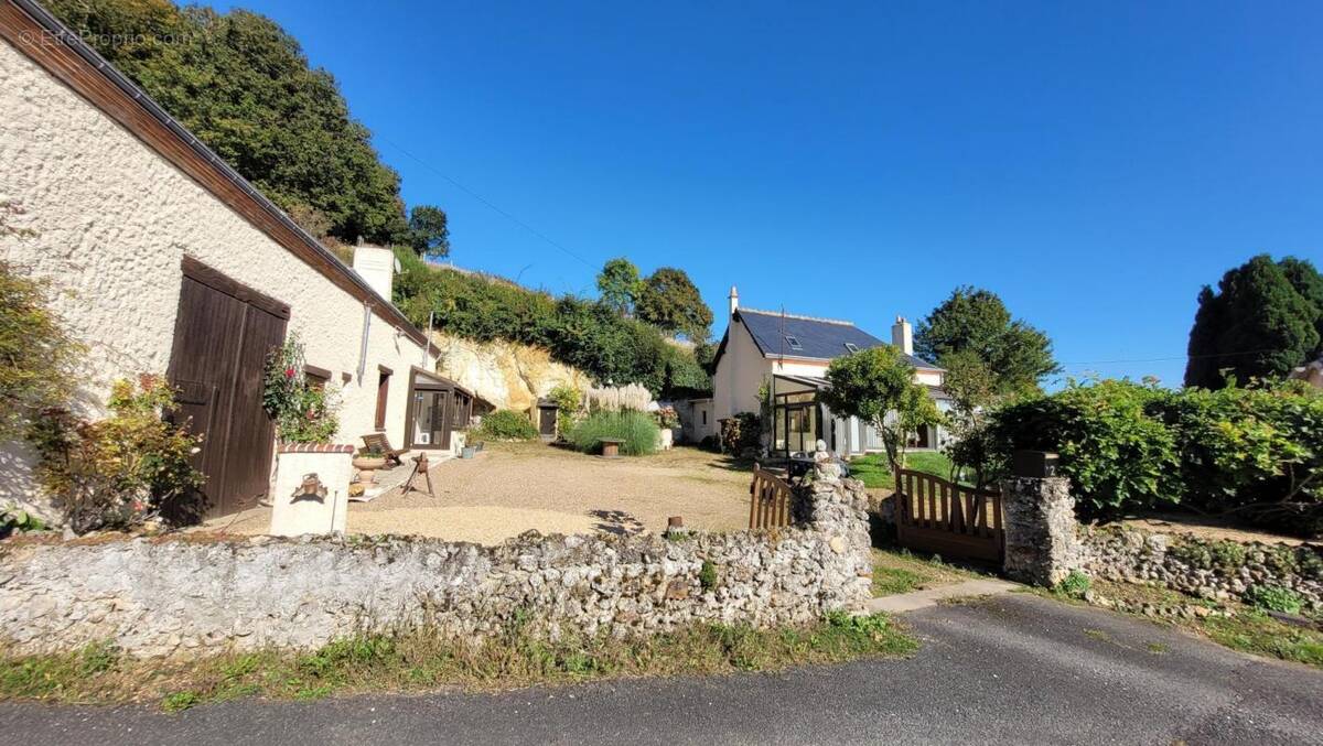 Maison à SAVIGNY-SUR-BRAYE