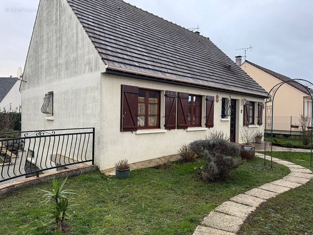 Maison à NEUILLY-EN-THELLE