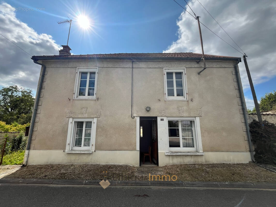 Maison à BAR-SUR-AUBE