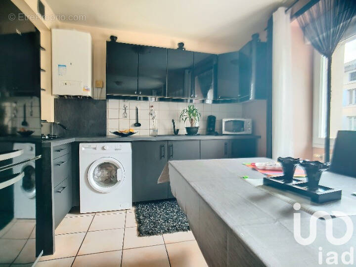 Photo 1 - Appartement à TOURNON-SUR-RHONE