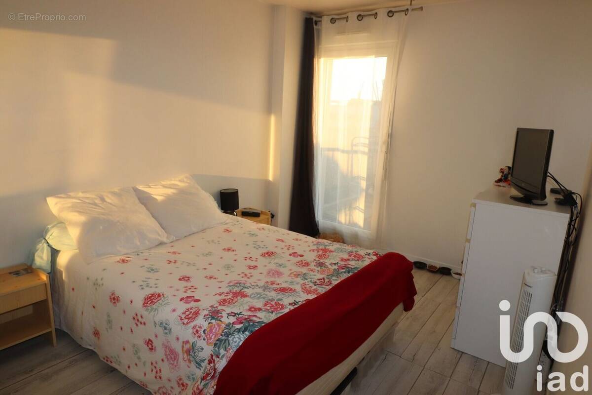 Photo 1 - Appartement à VIGNEUX-SUR-SEINE