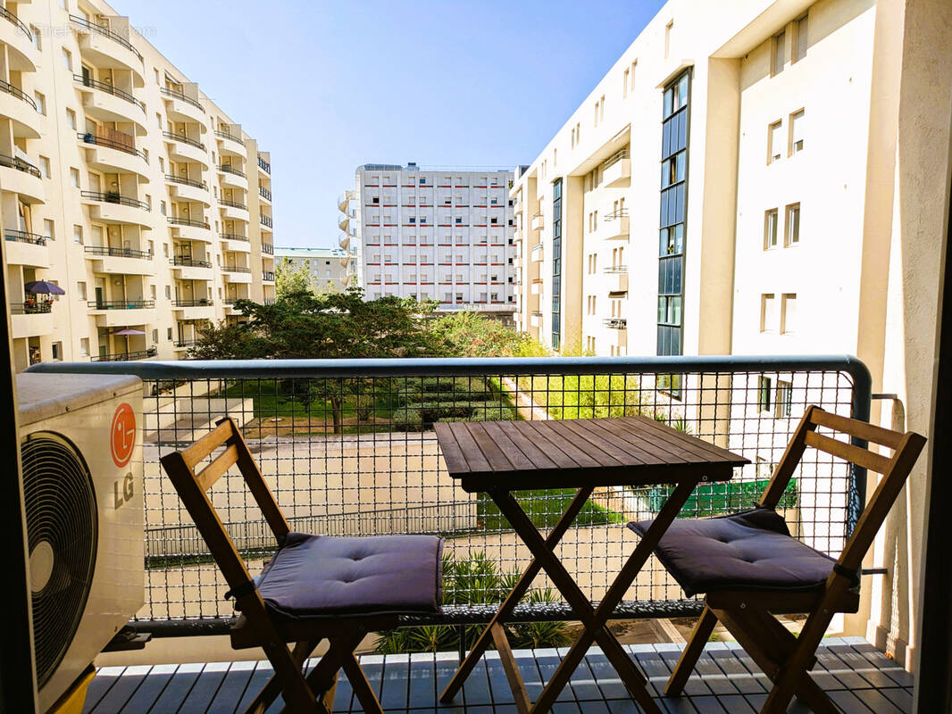 Appartement à MARSEILLE-5E