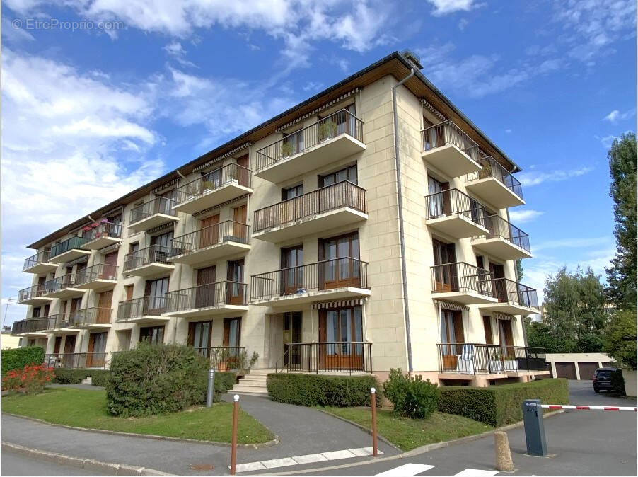 Appartement à BOIS-D&#039;ARCY