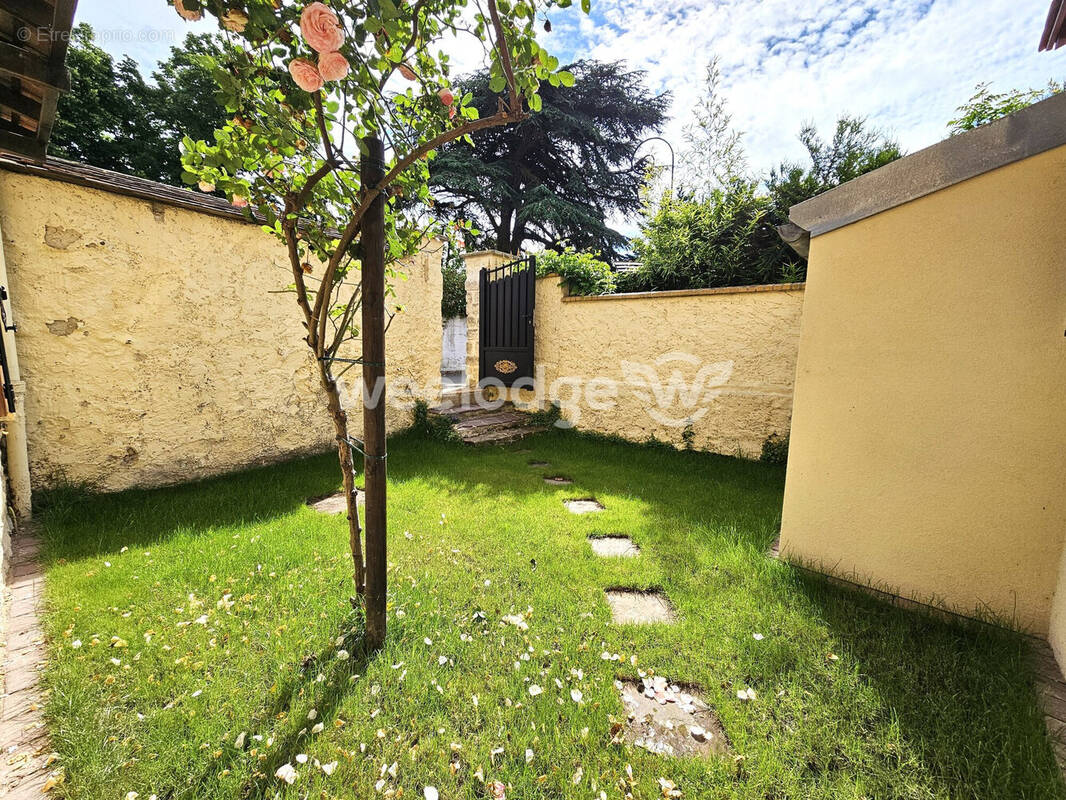 Maison à MAISONS-LAFFITTE