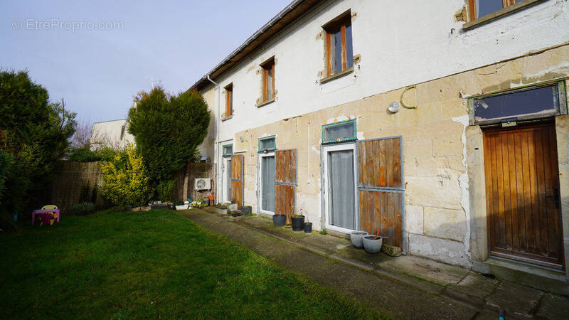 Maison à LAMORLAYE