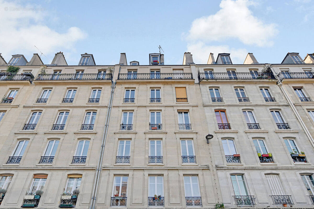 Appartement à PARIS-10E