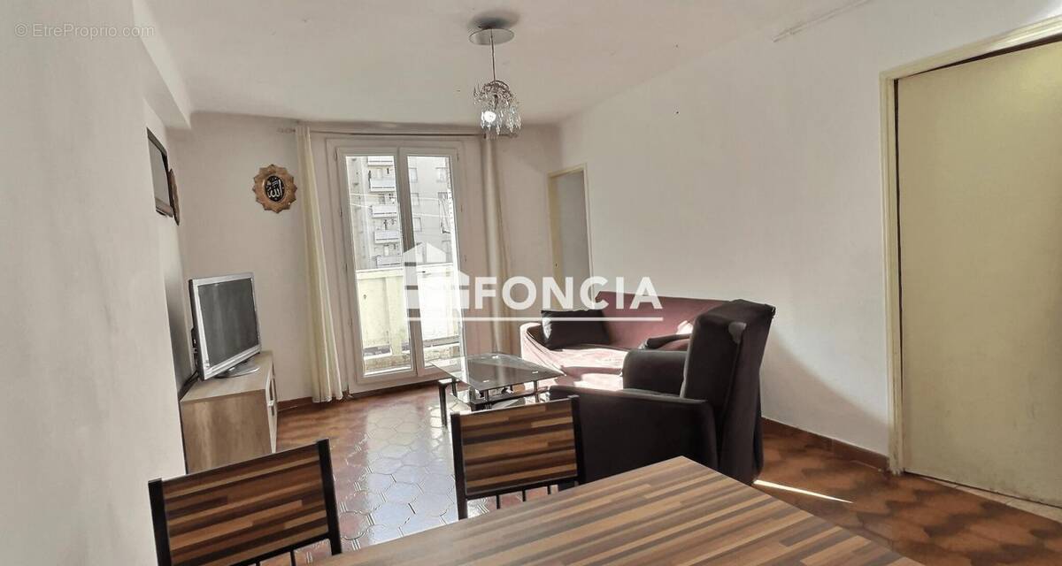 Appartement à MARSEILLE-14E