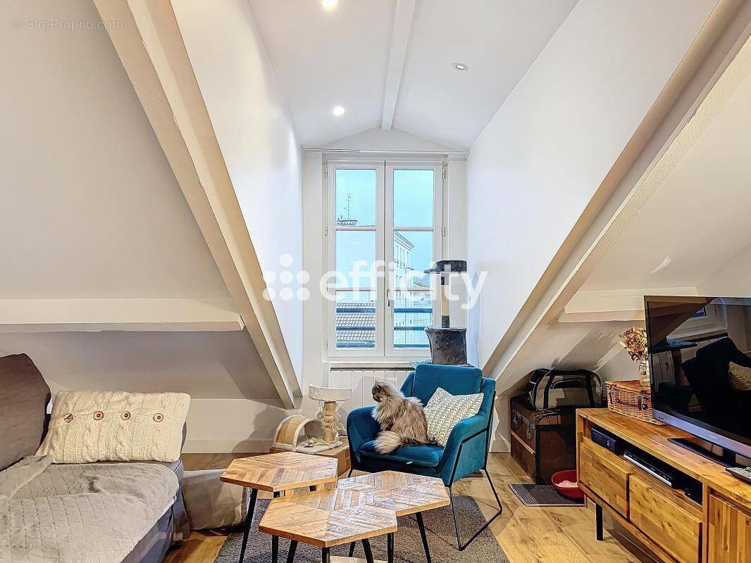 Appartement à LYON-8E