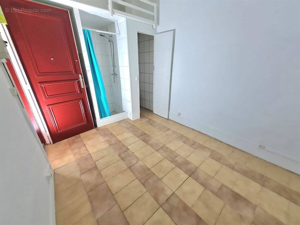 Appartement à PARIS-20E