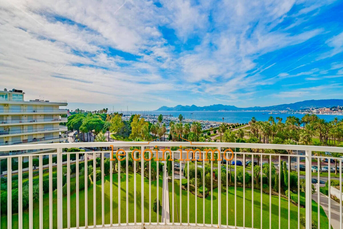 Appartement à CANNES