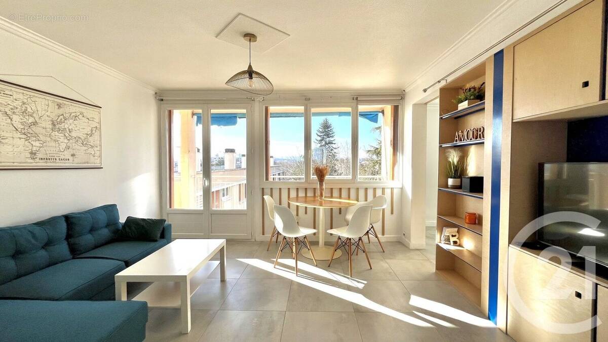 Appartement à VILLEURBANNE