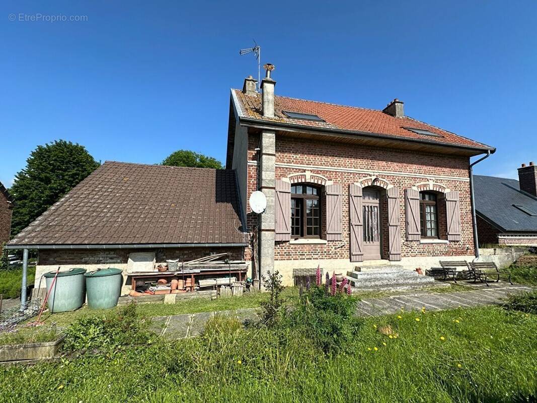 Maison à SAINT-QUENTIN