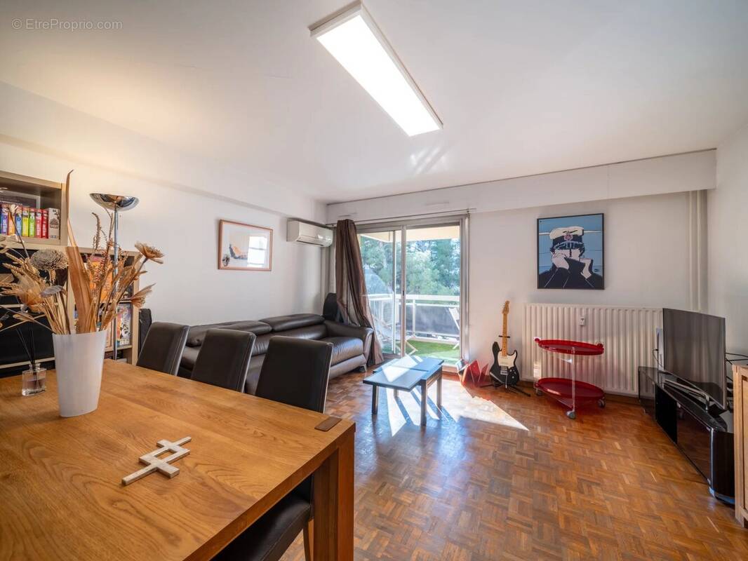 Appartement à MARSEILLE-10E