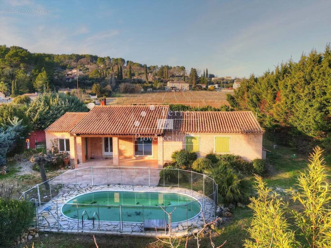 Maison à LORGUES