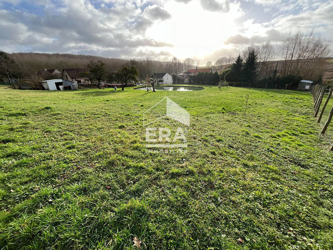 Terrain à ANIZY-LE-CHATEAU