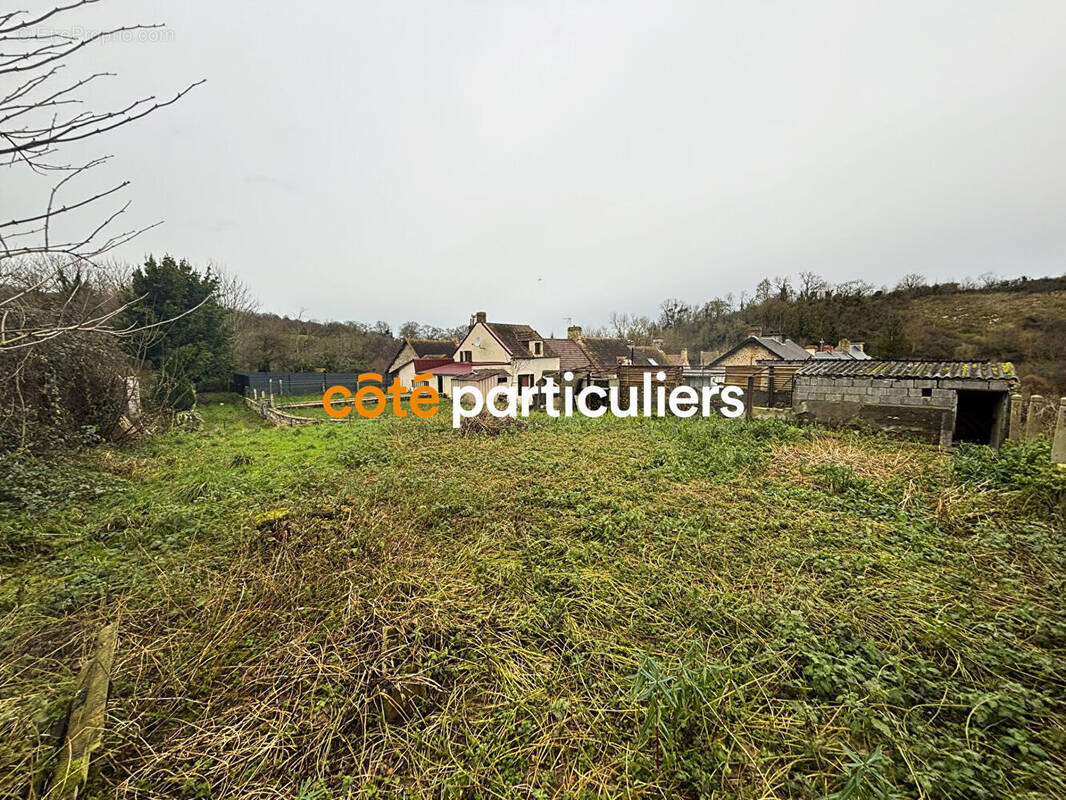 Terrain à BRETTEVILLE-SUR-LAIZE