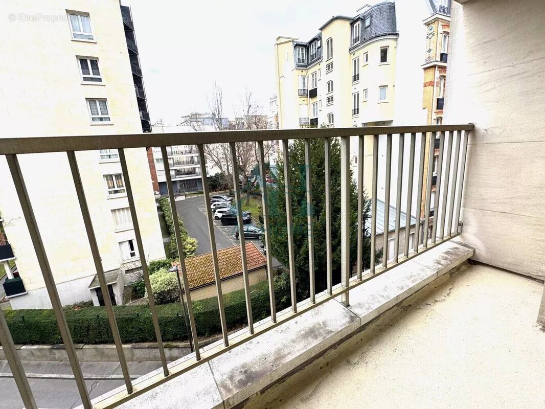 Appartement à PARIS-10E