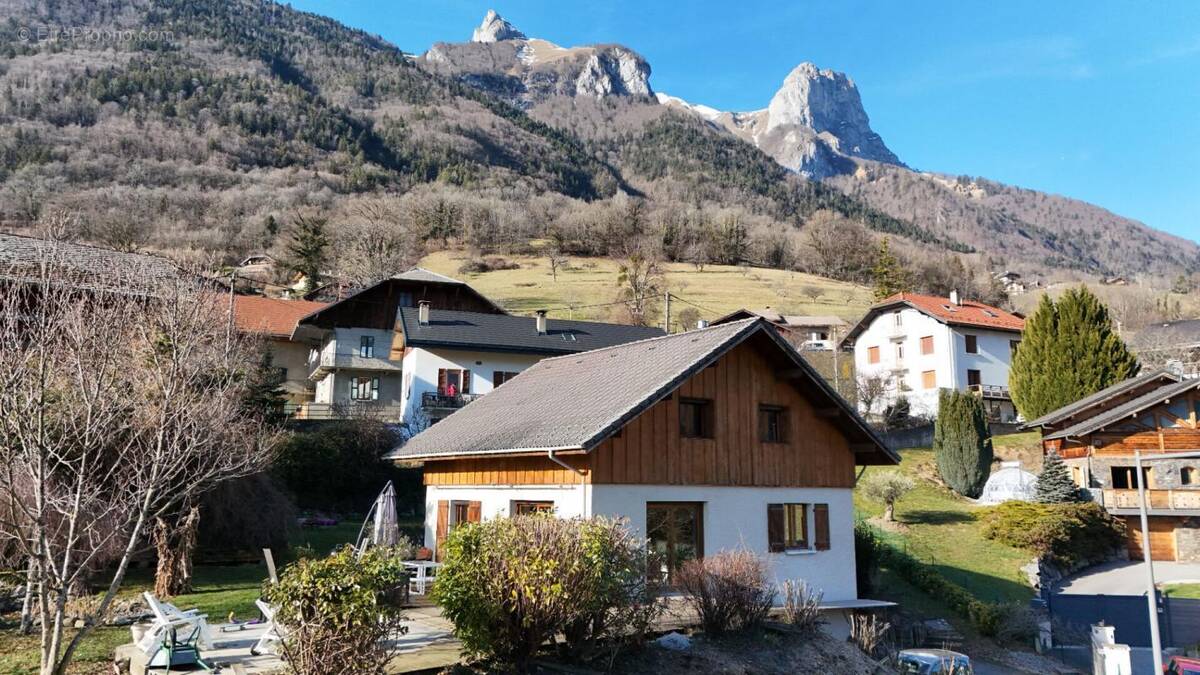 Maison à SAINT-FERREOL