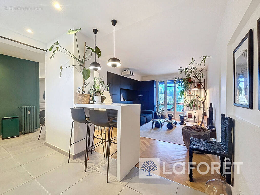 Appartement à LYON-9E