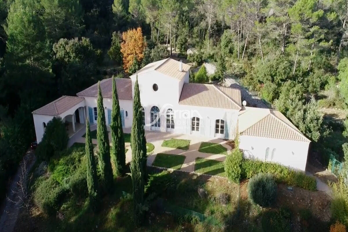 Maison à DRAGUIGNAN