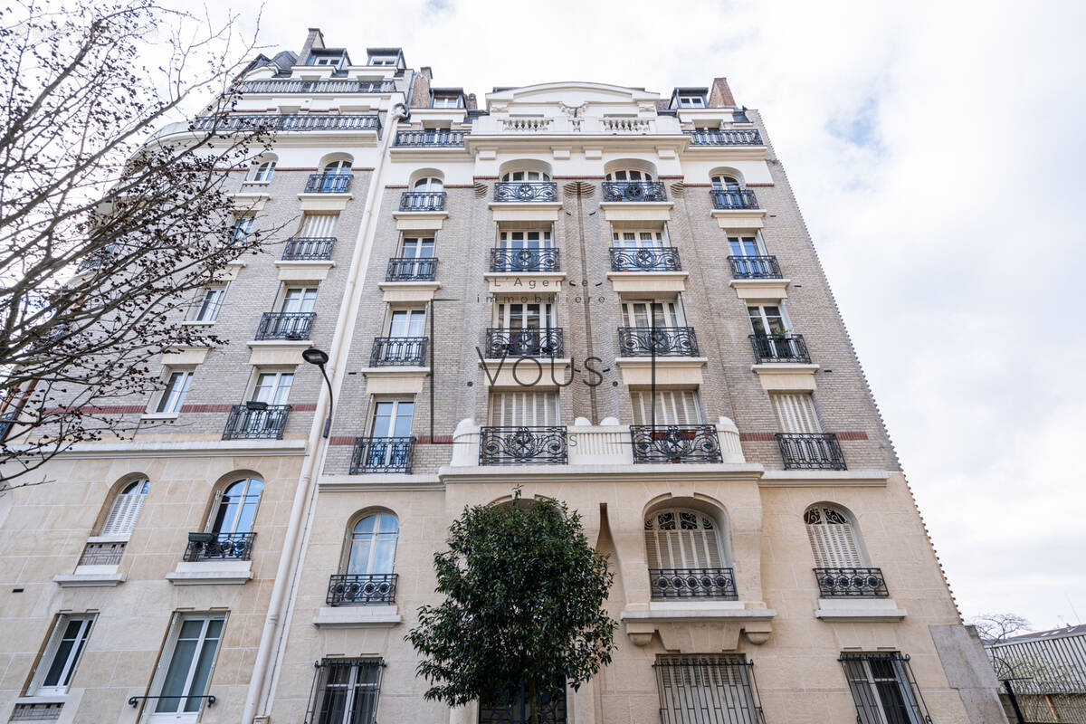 Appartement à PARIS-19E