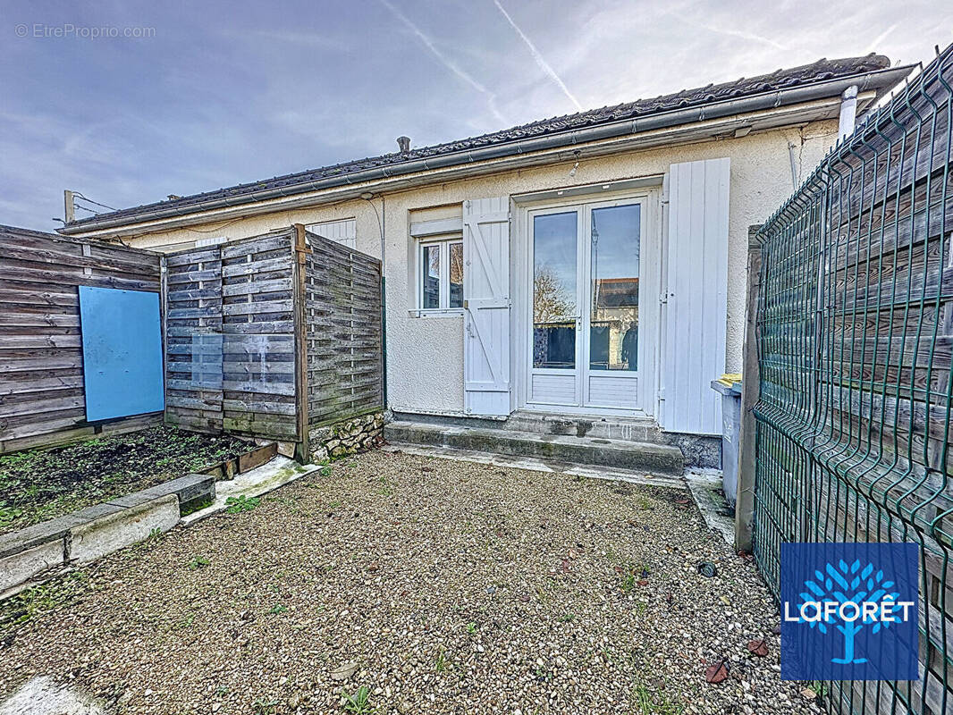 Appartement à BALLANCOURT-SUR-ESSONNE