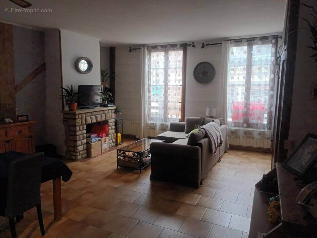 Photo 1 - Appartement à JOIGNY