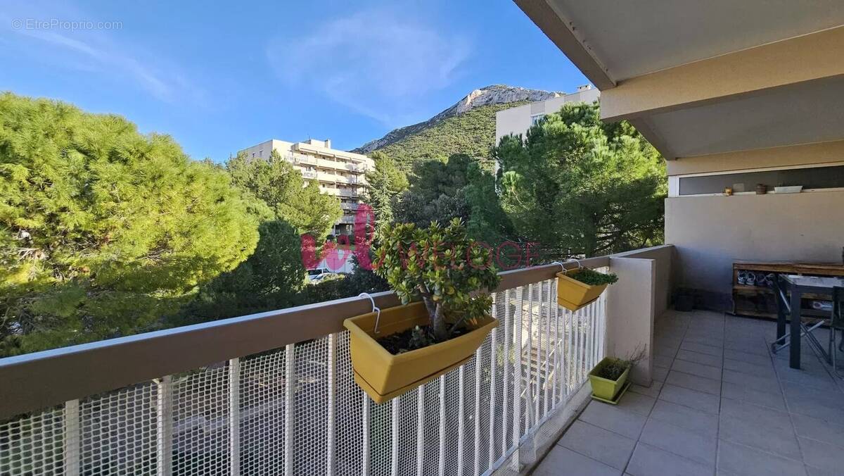 Appartement à MARSEILLE-11E