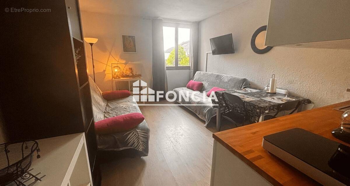 Appartement à LA SALLE-LES-ALPES