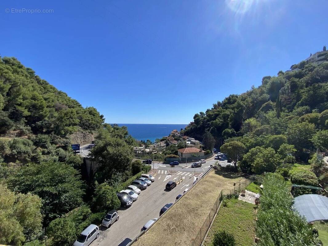 Appartement à ROQUEBRUNE-CAP-MARTIN