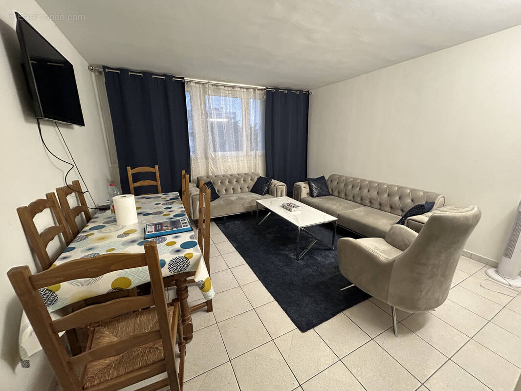 Appartement à SARCELLES