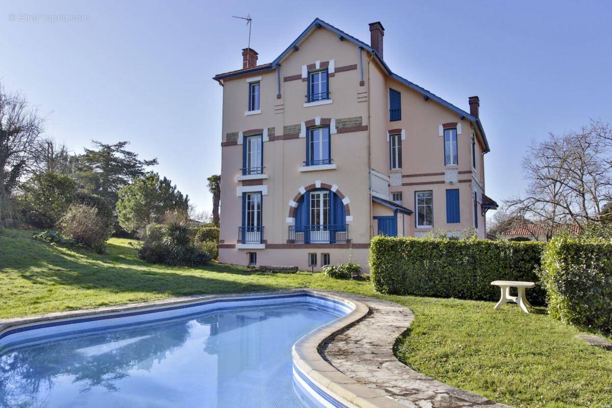 Maison à AIRE-SUR-L&#039;ADOUR