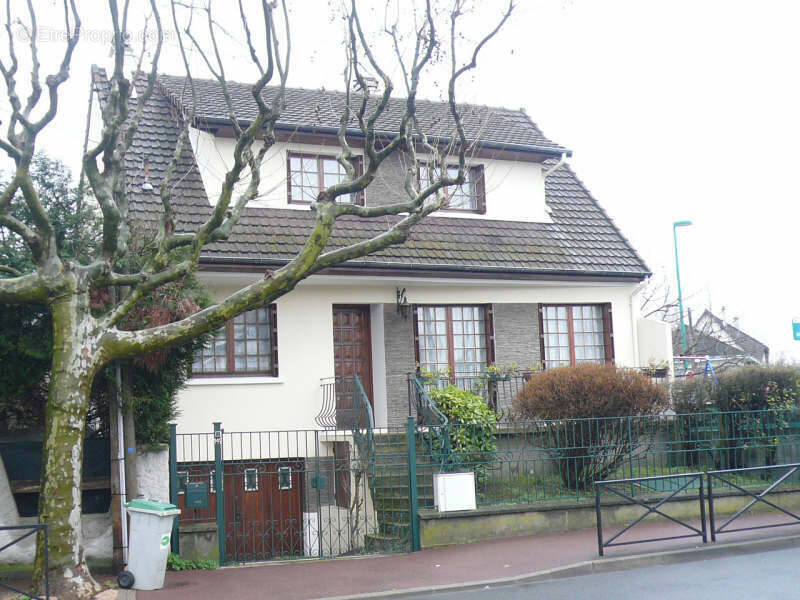 Maison à AULNAY-SOUS-BOIS