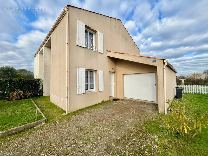 Maison à LA BRETONNIERE-LA-CLAYE