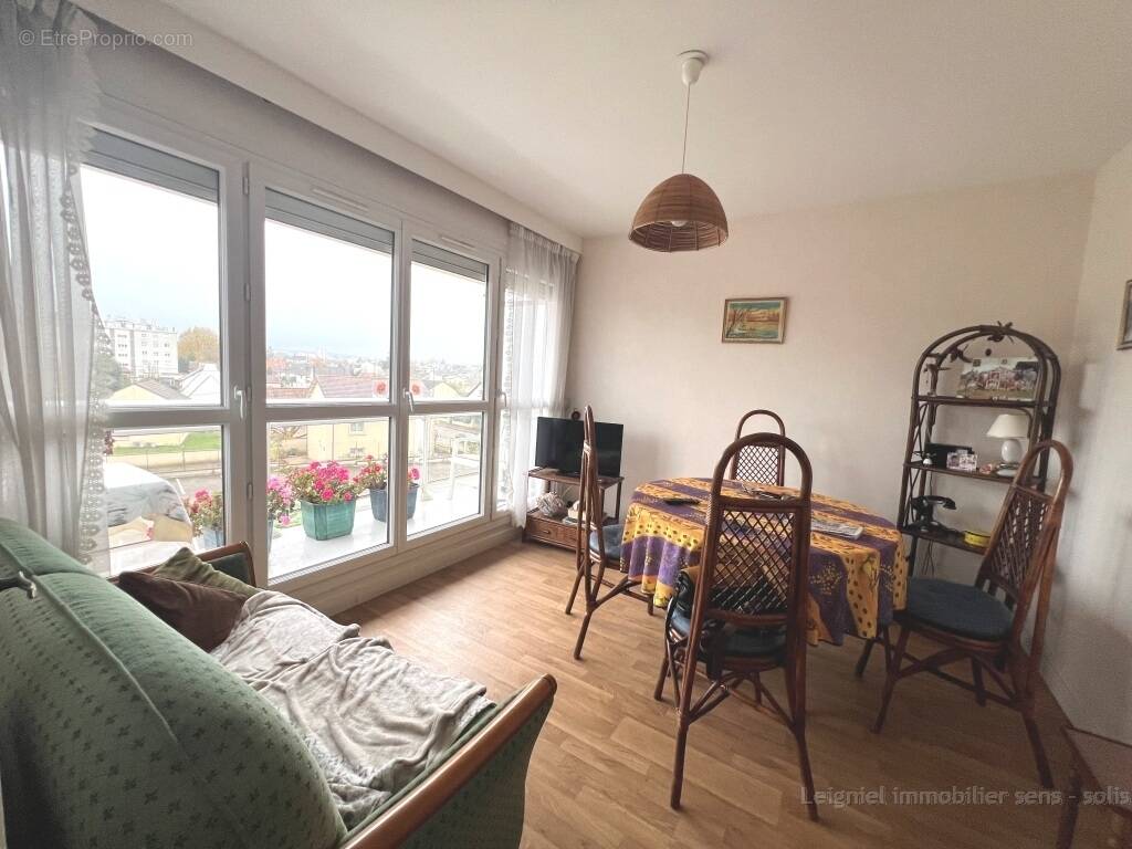 Appartement à SENS