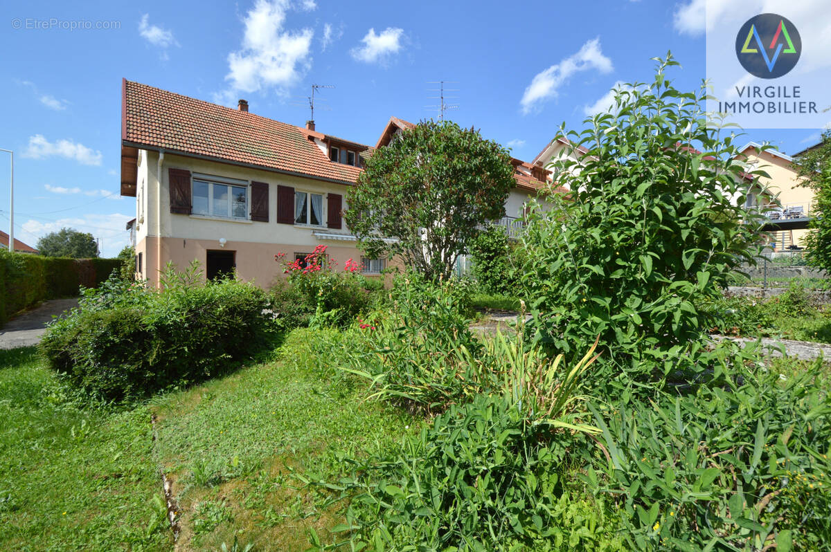 Maison à PONTARLIER