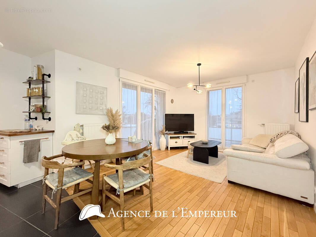 Appartement à RUEIL-MALMAISON