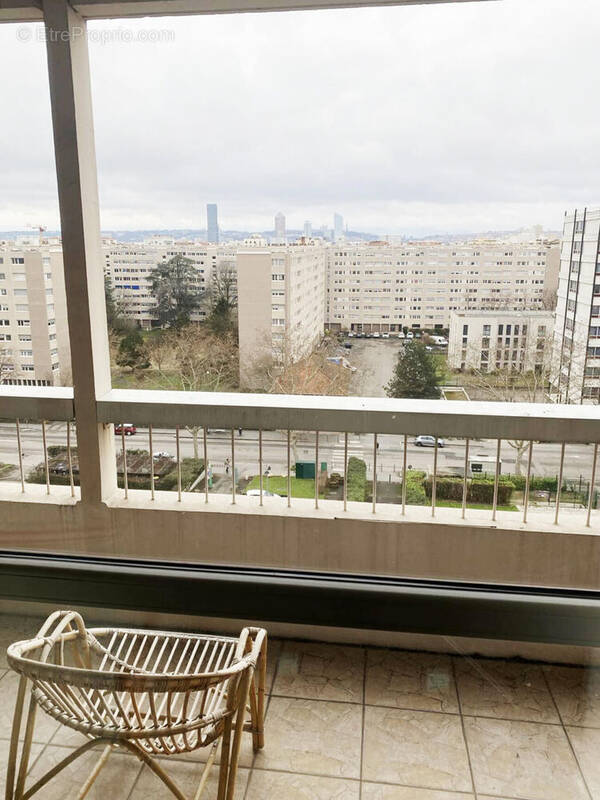 Photo 1 - Appartement à VILLEURBANNE