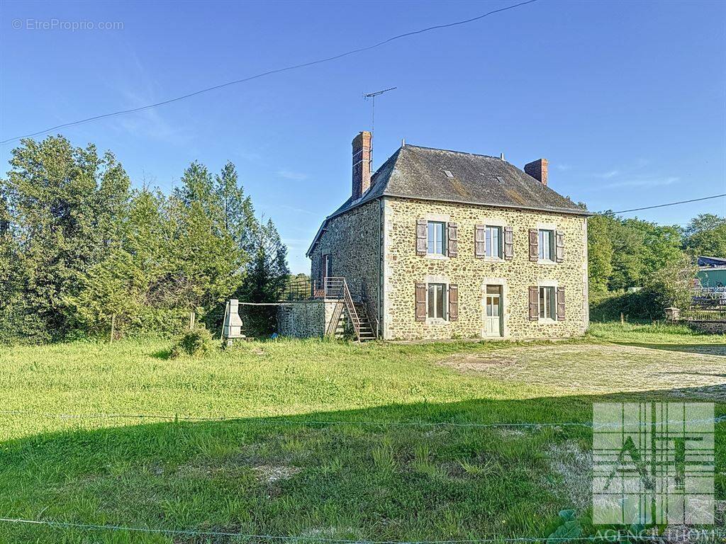 Maison à CHAILLAND