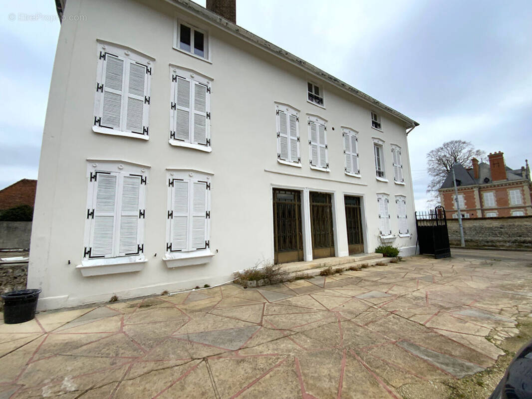 Appartement à SAINT-JULIEN-LES-VILLAS